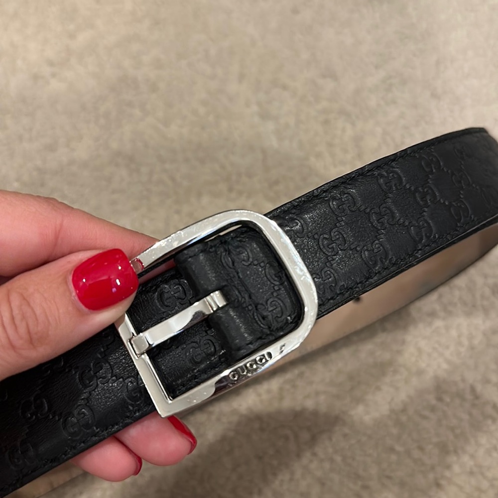 Men’s Gucci Belt with Silver Hardware